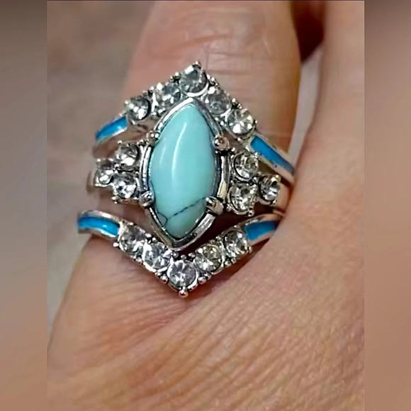 NIB-3 Pieces/Set Multilayer Hollow Turquoise Ring W/ Delicate Moissanite - Picture 7 of 7